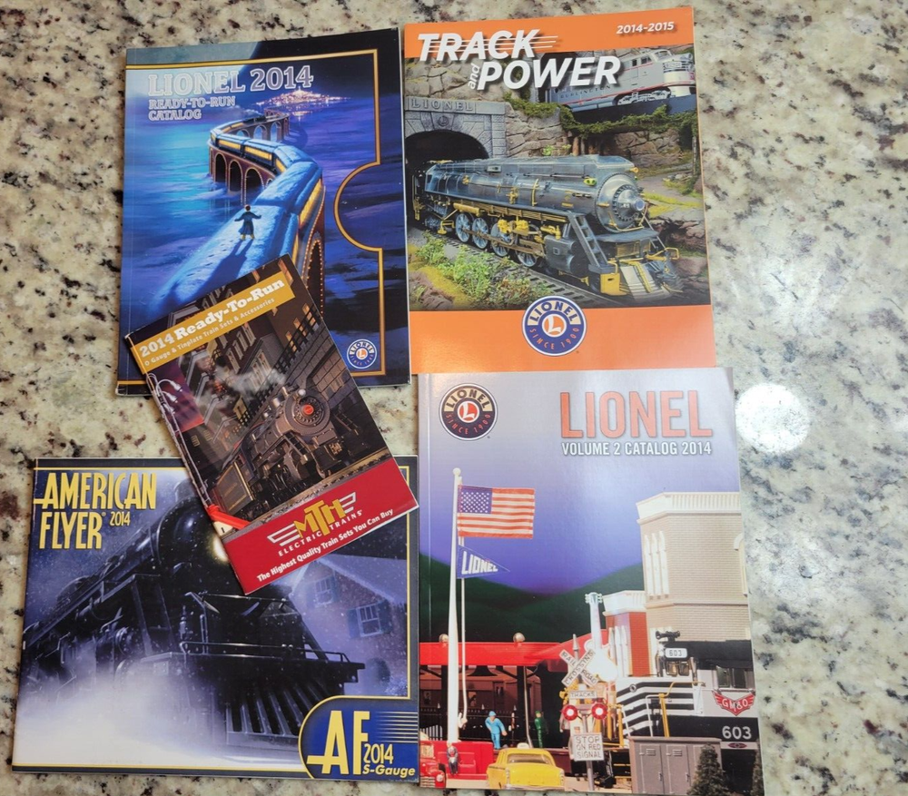 3pc lot Lionel Electric Trains MtH  2014 Catalogs great condition W19