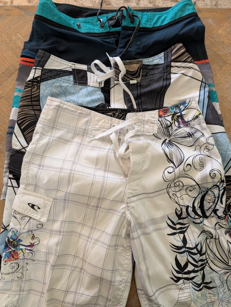O'Neill And Quicksilver 3 Pairs Of Men's Board Shorts - Size 29