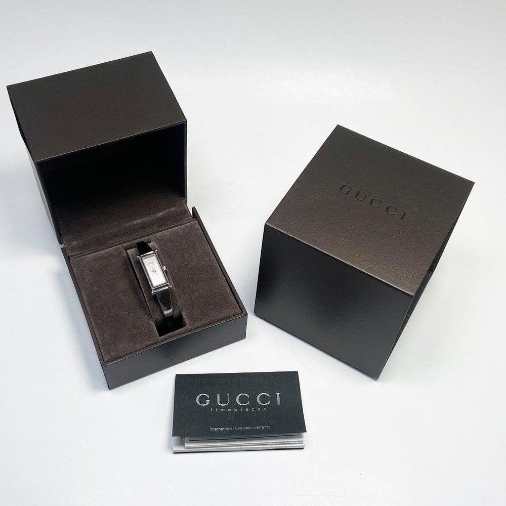 Stylish Gucci Bangle 1500L Analog Quartz Watch for Timeless Elegance