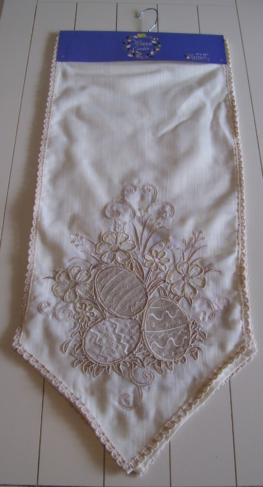 HAPPY EASTER IVORY Easter Egg Floral Lace Trim Table Runner 14