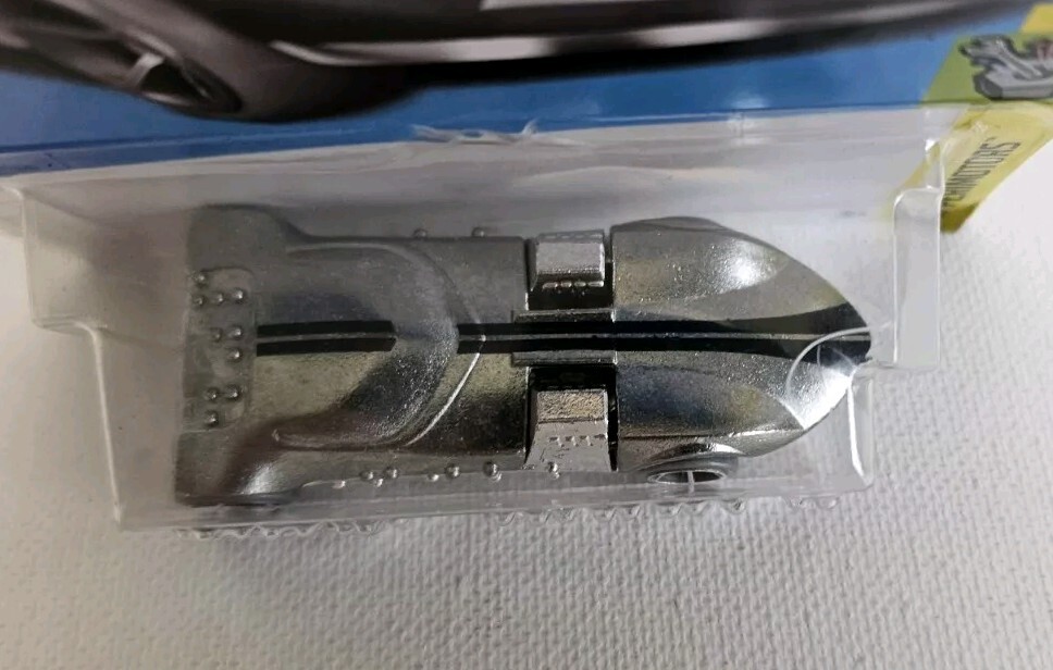 2023 Hot Wheels #85 Experimotors 4/5 HW BRAILLE RACER-TWIN MILL New Model SILVER