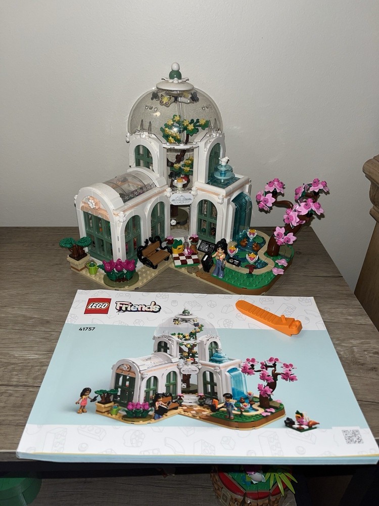 LEGO Friends Botanical Garden Building Set 41757 with Flowers and Mini Dolls