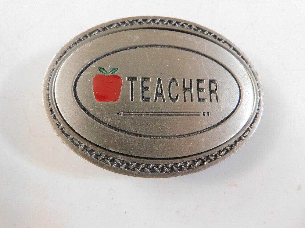 2000 GREAT AMERICAN PRODUCTS SCHOOL TEACHER BELT BUCKLE ENAMEL RED APPLE NEW