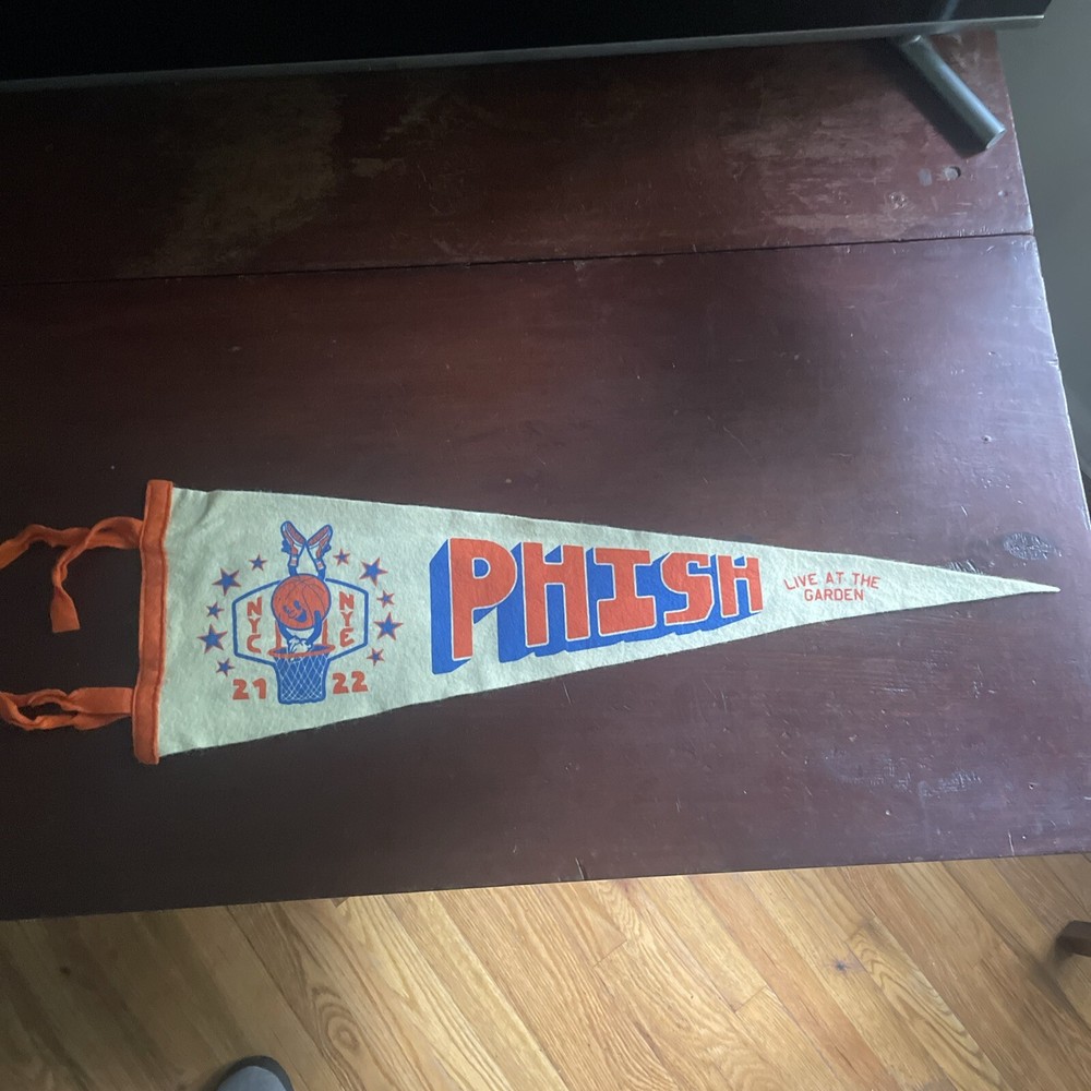 Phish White Oxford Pennant MSG 2021-2022 NYE NYC Madison Square Garden Official