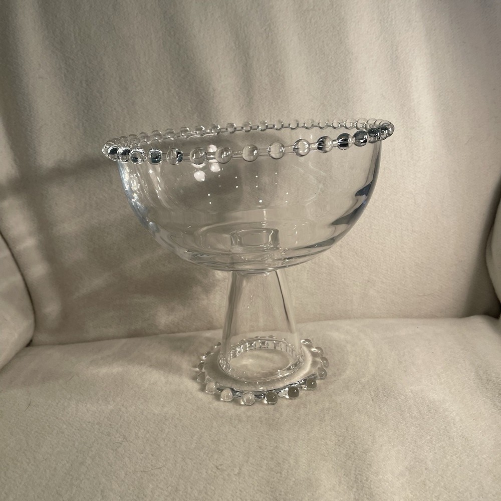 Vintage Candlewick Beaded 8-Inch Footed Glass Bowl