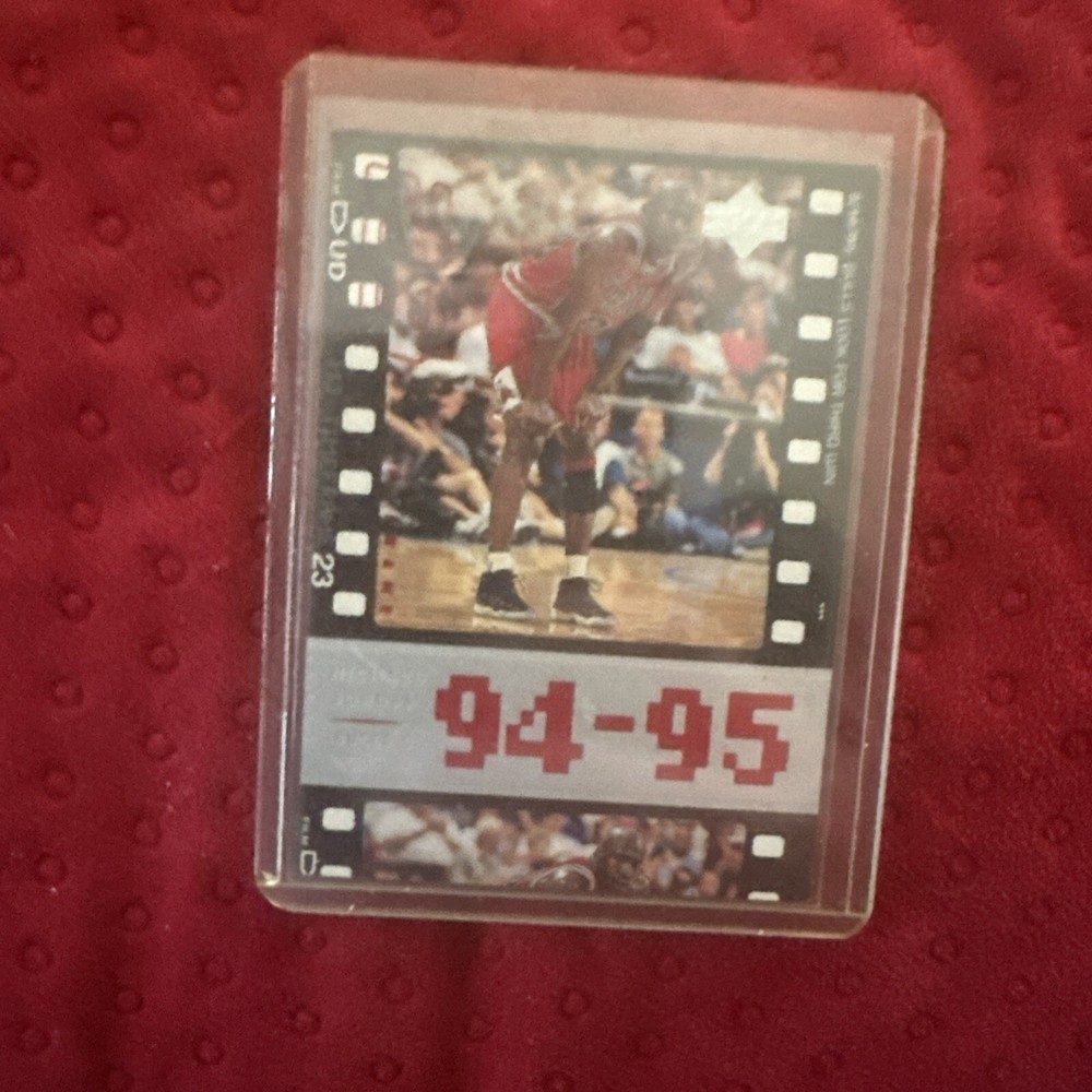 1998-99 Upper Deck MJ Living Legend #74 Michael Jordan Basketball Card