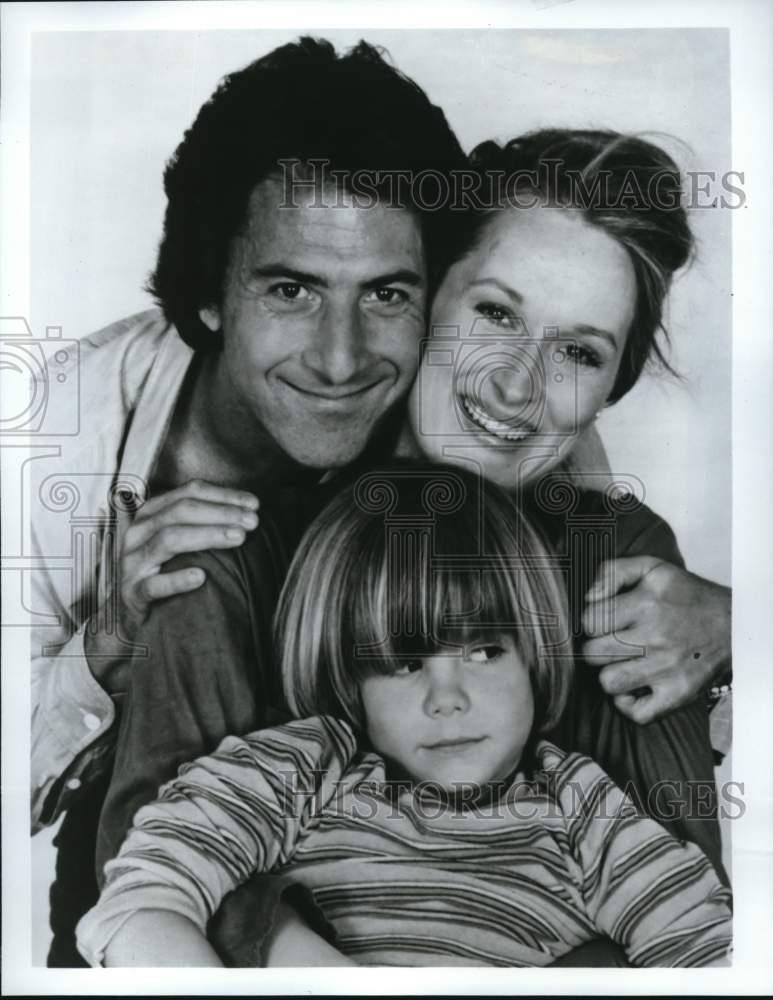 1982 Press Photo The starring cast of 