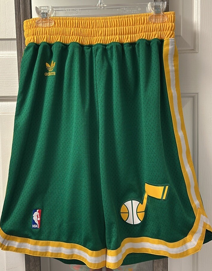 Винтажные баскетбольные шорты Adidas Utah Jazz зеленые желтые ретро NBA очень большие