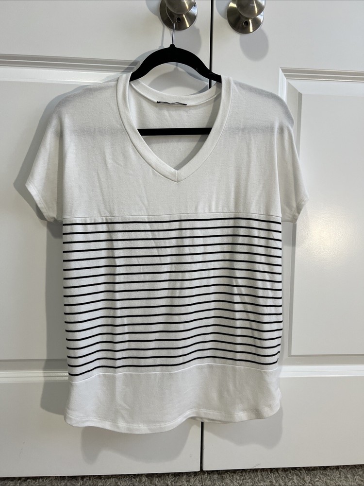 Pink Clover Women’s Medium Stitch Fix Short Sleeve Stripe T Shirt