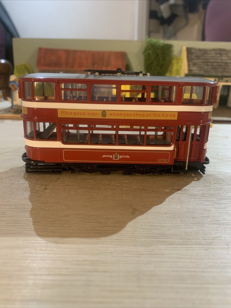 EFE LEEDS CITY TRANSPORT HORSEFIELD TRAM-13402 - Dewsbury Road Route