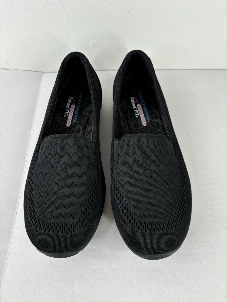 Skechers Sneakers Relaxed Fit Women's Size 10 Memory Foam Black Slip ons Mesh