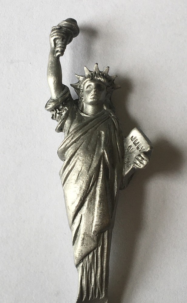 Vintage Pewter Statue Of Liberty New York Souvenir Collectible Spoon