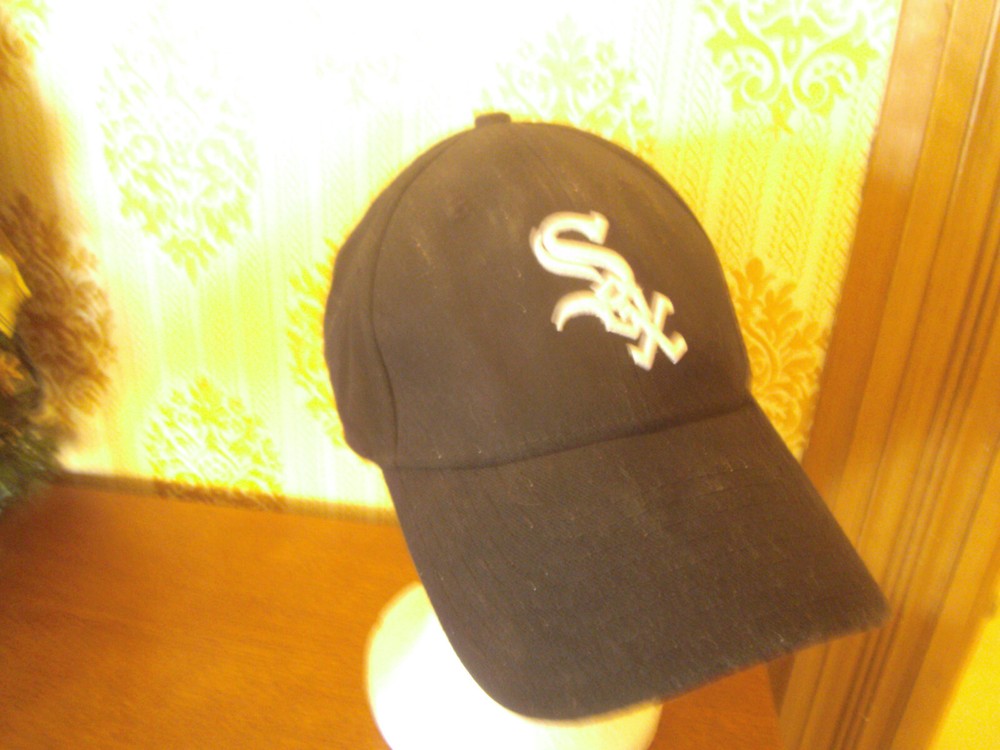 MLB GENUINE MERCHANDISE CHICAGO WHITE SOX NEW ERA One size HAT CAP BLACK