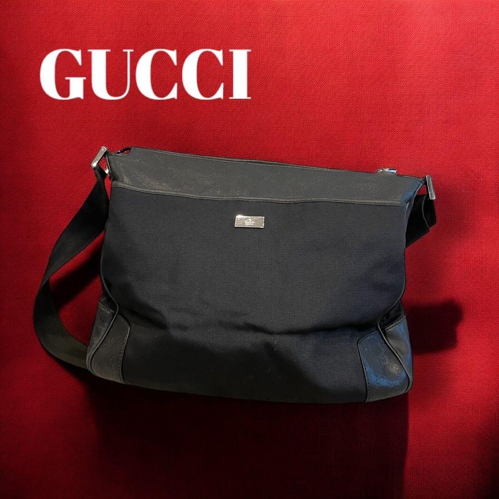 Gucci Black Nylon Leather Shoulder Bag with GC Shima Detail
