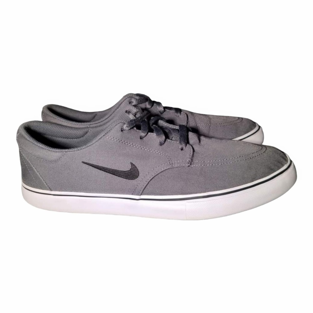 NIKE Mens SB Clutch 729825-007 Grey Casual Shoes Sneakers Size 12 Very Nice !!