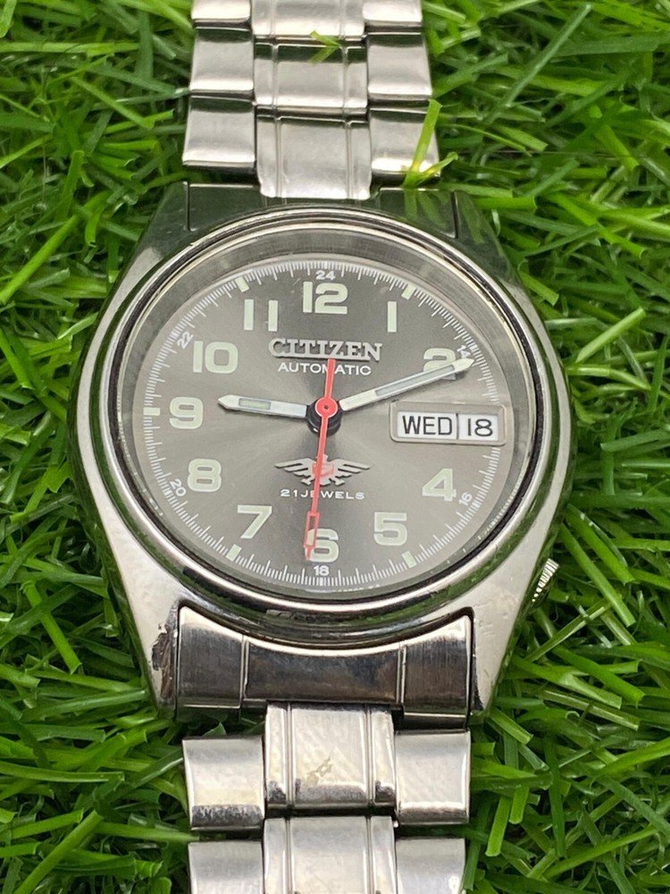 Vintage Citizen 4-R19190 Call.8200 Automatic 21 Jewels Watch Japan