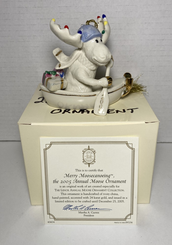 2005 Lenox Porcelain Christmas Ornament Merry Moose Canoe Moosecanoeing Boat