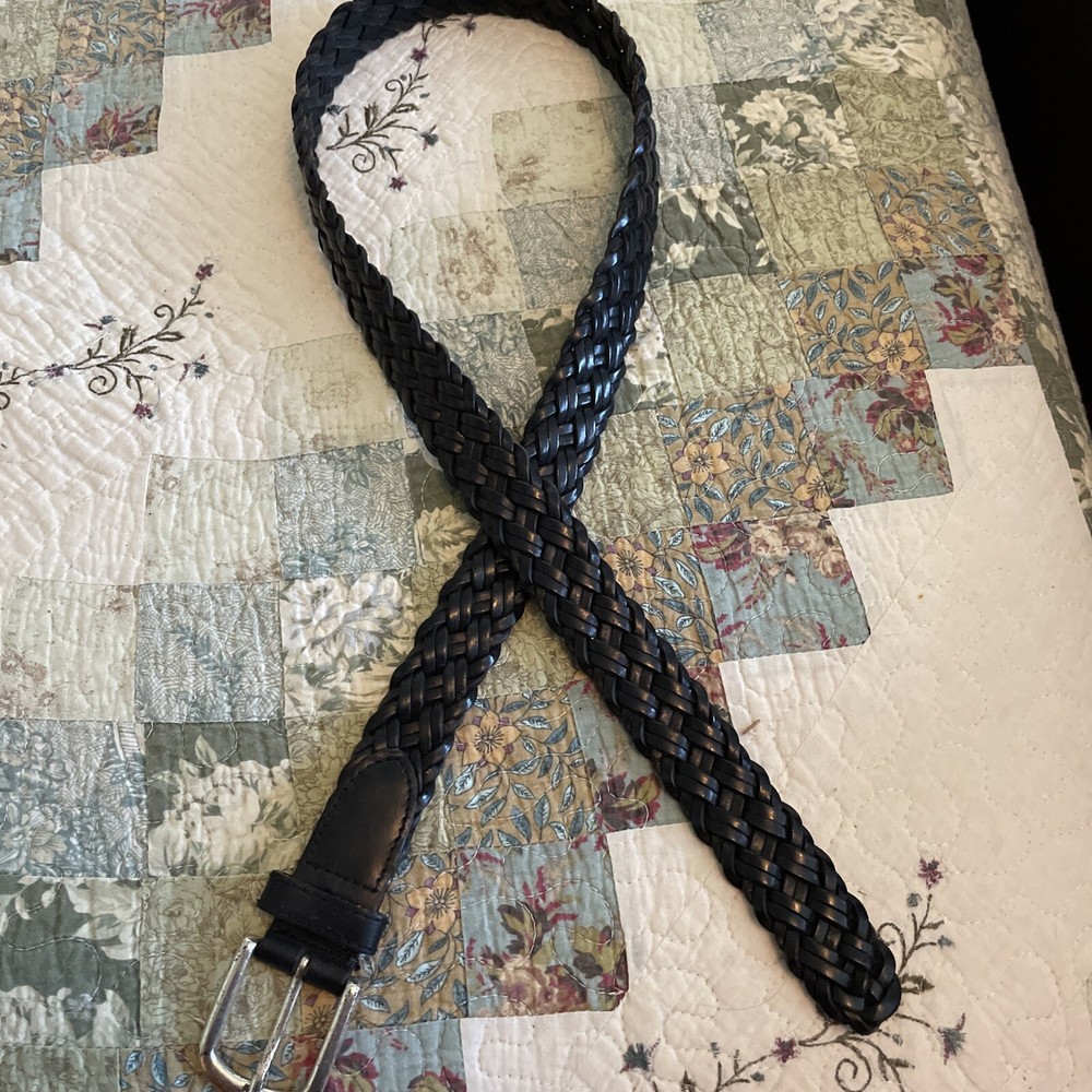 Fossil Mens size Large Belt leather adjustable Black