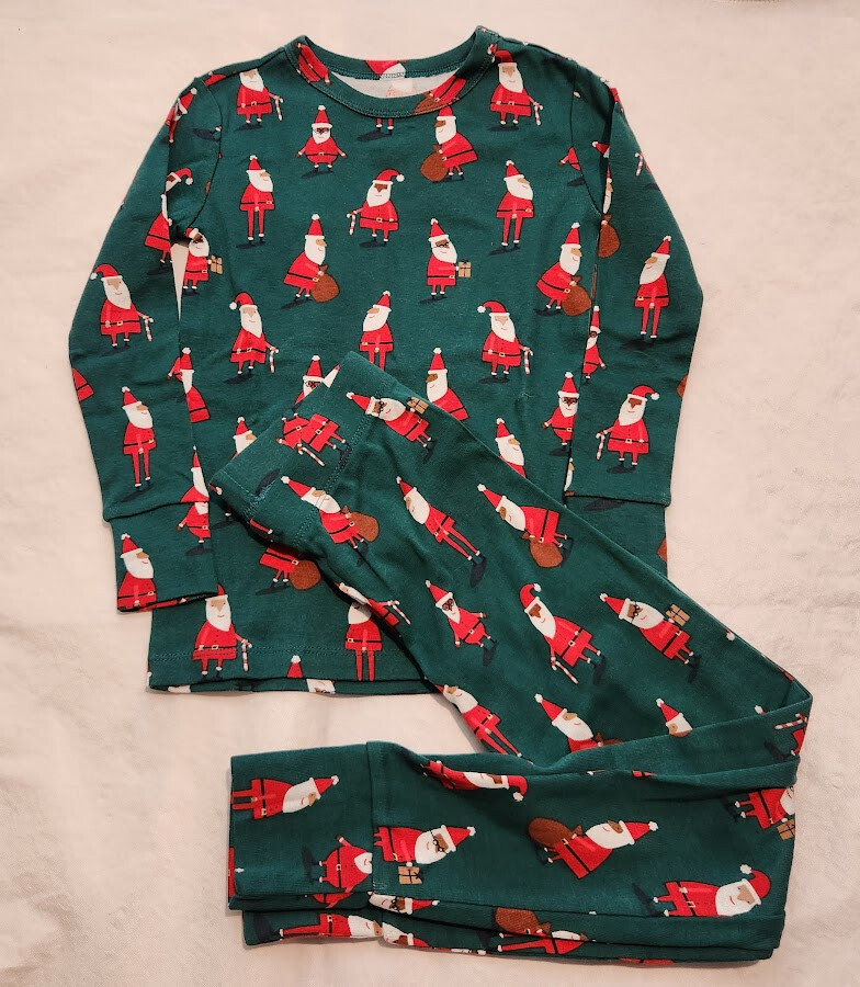 NWT Gap Kids Christmas Santa Claus Pajamas PJs 2PC Unisex Kids