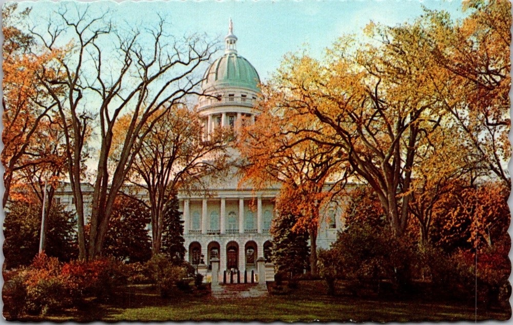 Postcard State Capital Building Augusta, ME Maine