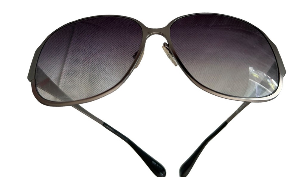 Marc by Marc Jacobs Men’s Silver Frame Sunglasses for Stylish Comfort