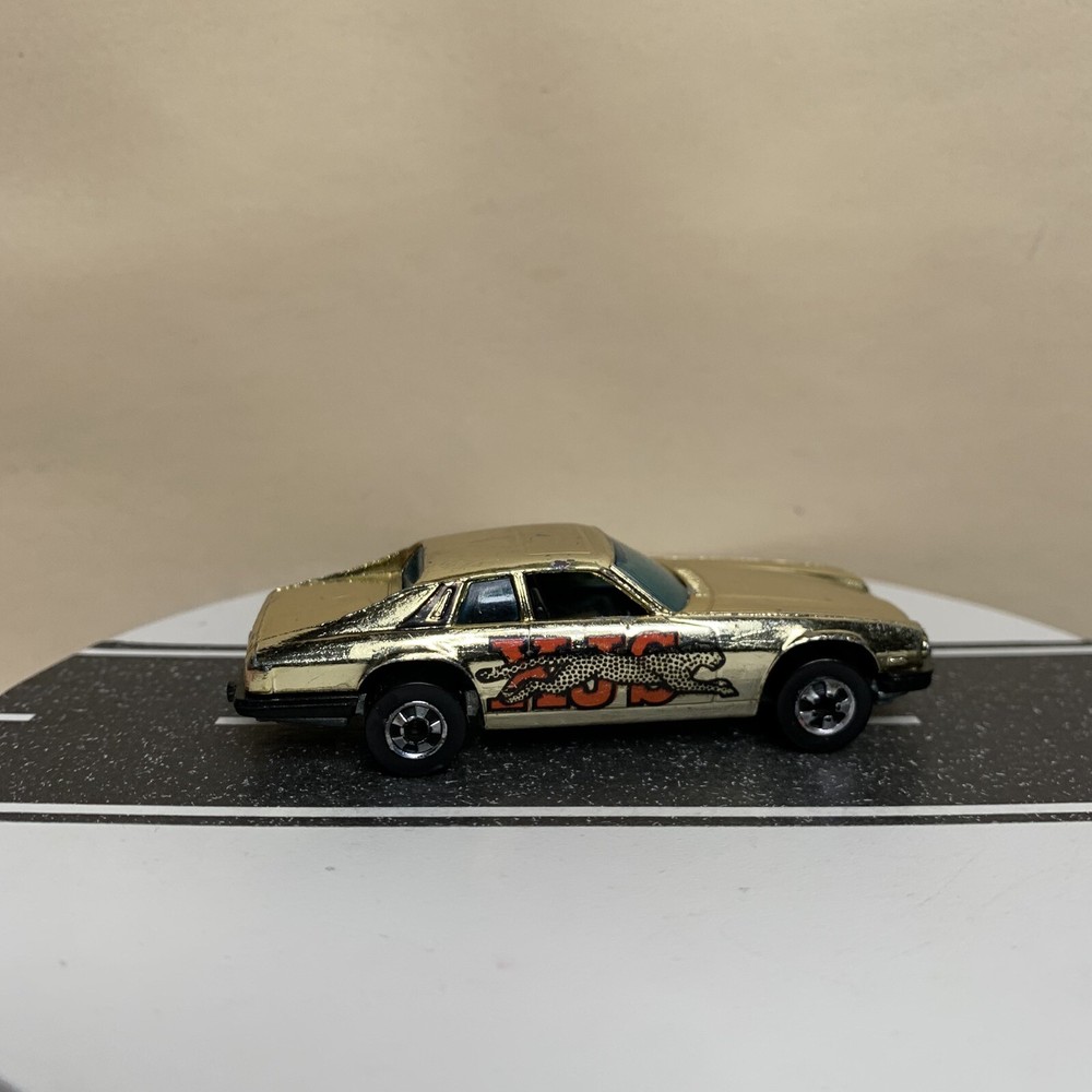 1977 Hot Wheels Golden Machines Jaguar XJS Coupe Gold Chrome w/BW & Graphic