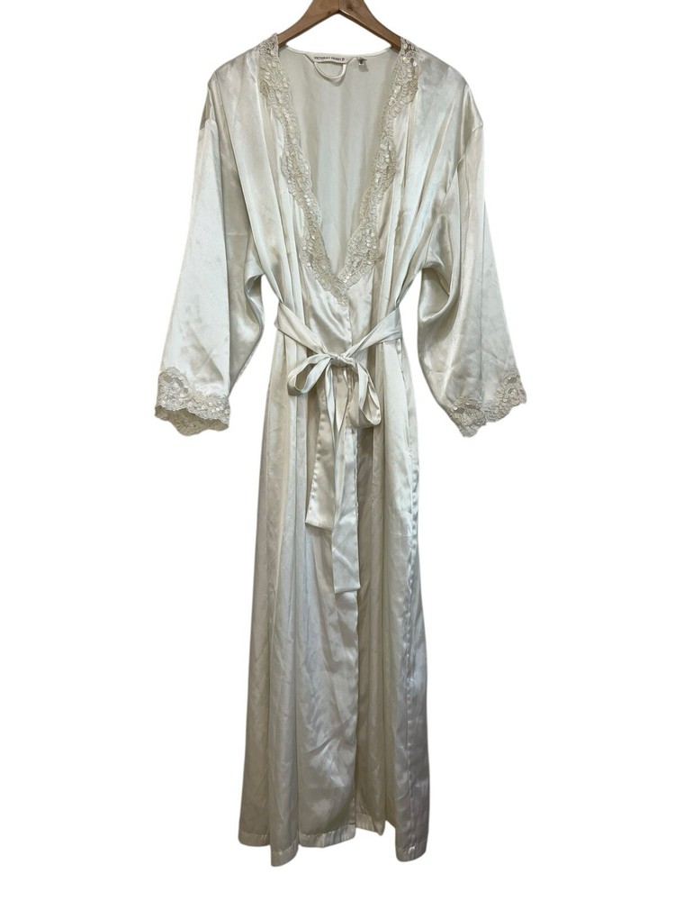 Victoria’s Secret Vintage Ivory Bridal Robe Peignoir Sequined Lace Trim Sz M/L