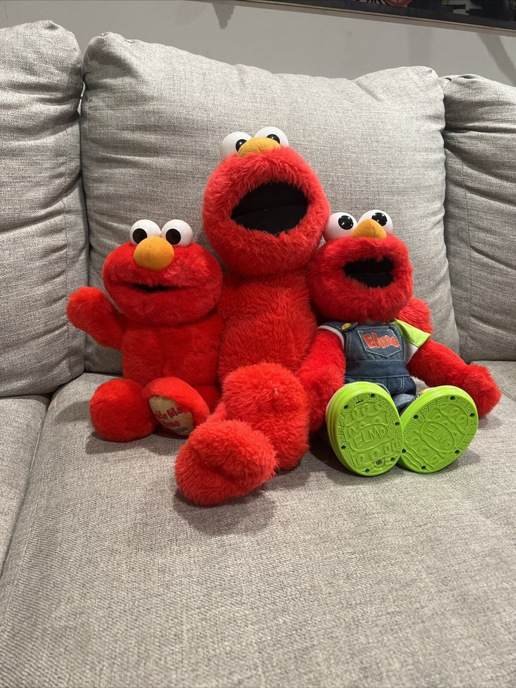 VINTAGE Sesame Street TICKLEME ELMOSURPRISE 14” X2