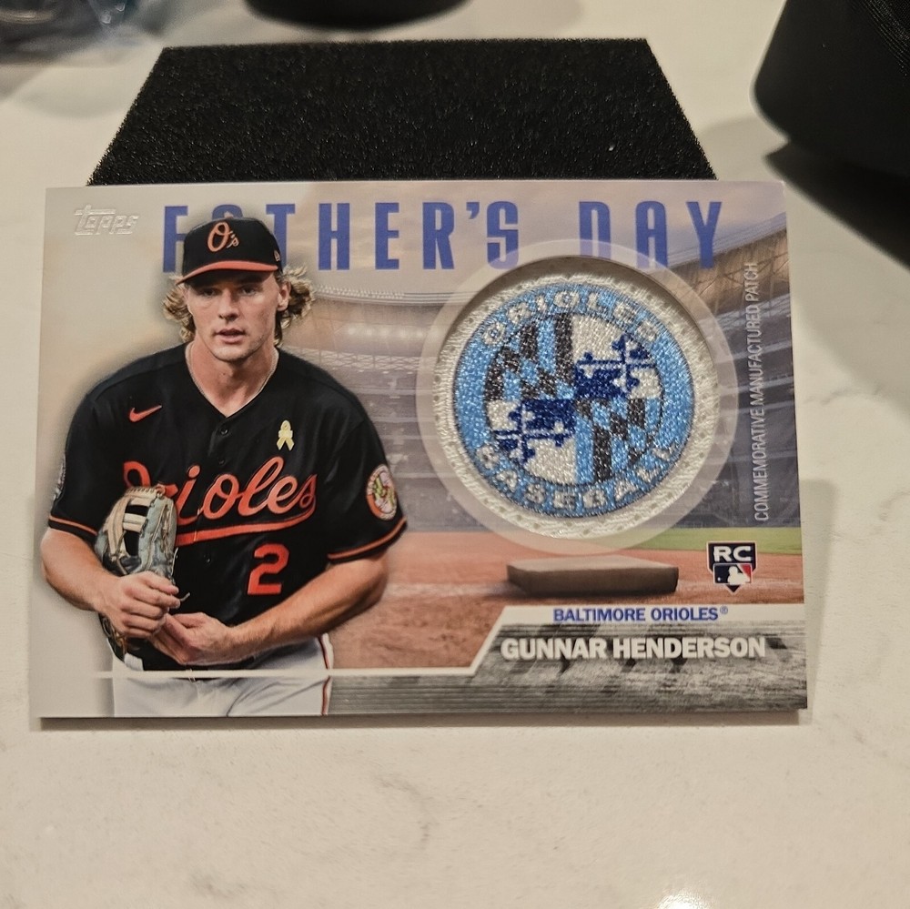 GUNNAR HENDERSON 2023 Topps #FD-GH COMMEMORATIVE TEAM LOGO FATHER'S DAY PATCH RC