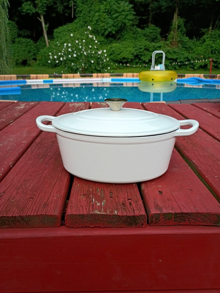 Crofton 4.6 QT Enameled Cast Iron Dutch Oven in Oval Shape