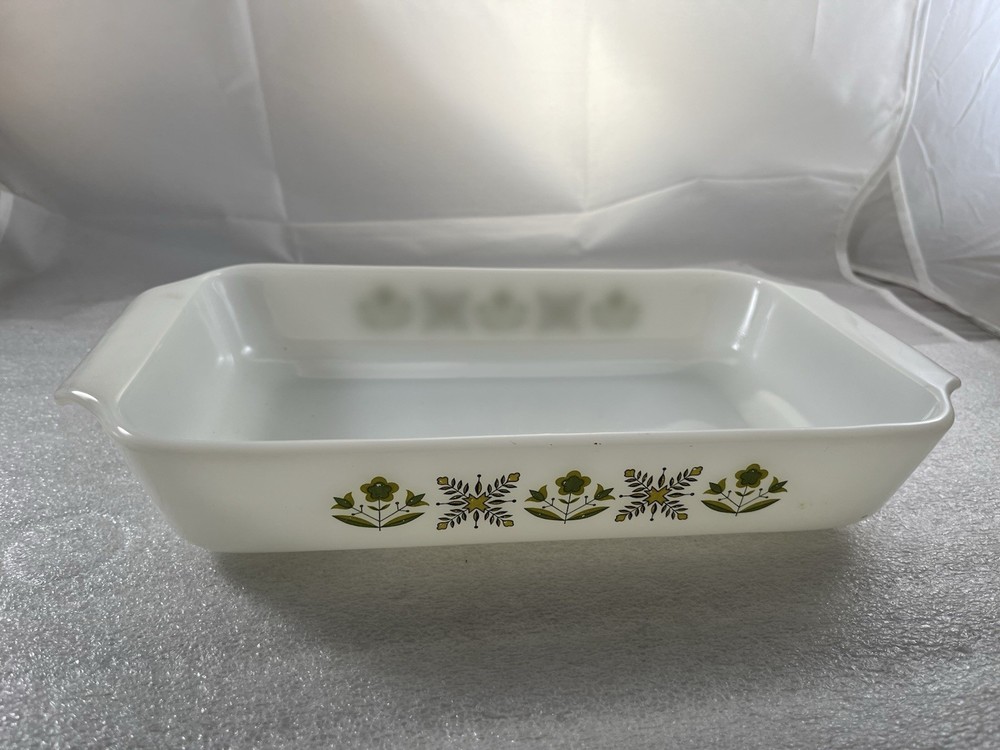 Vntg Anchor Hocking Fire King Casserole Dish Rectangle 1.5 QT Green Meadow #432