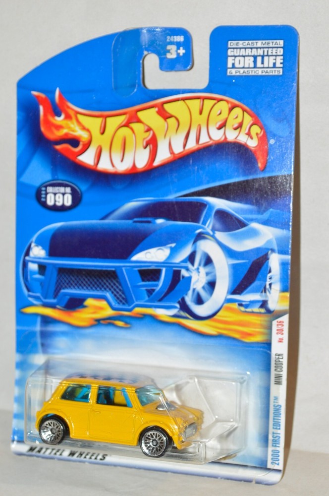 1:64 diecast Hot Wheels Mini Cooper 30/36 Collector # 090