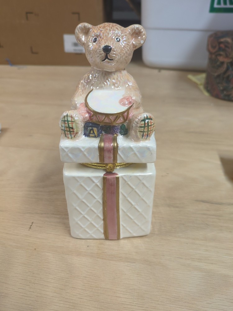 Teddy Bear Gold Trim Trinket Gift Box with Chips