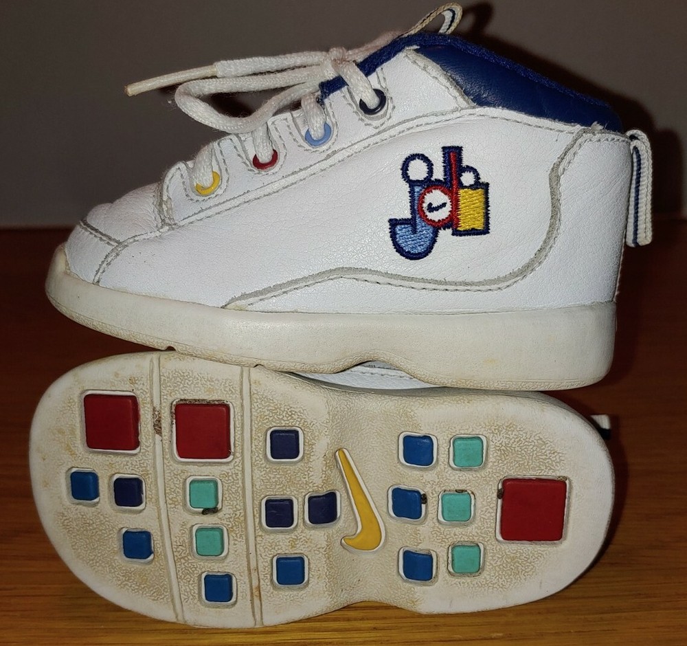 Vintage 2000 Nike Toddler Sneakers - Size 4.5C  - Colorful Embroidered Logo