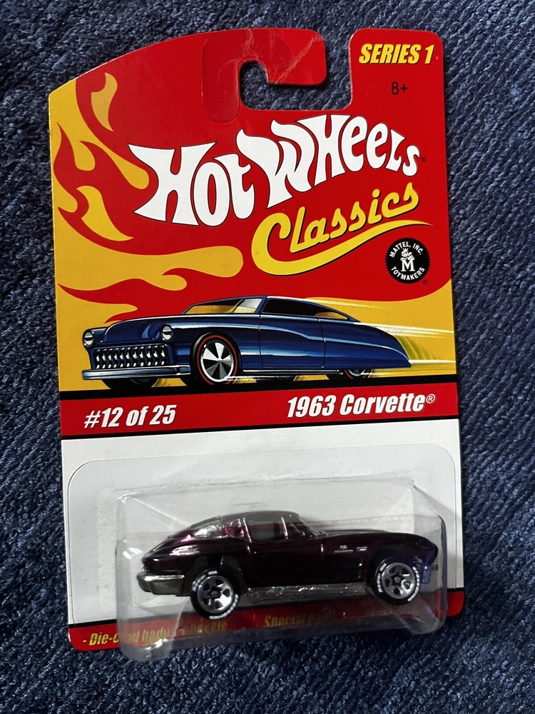 1963 CHEVY CORVETTE SPLIT-WINDOW        2005 HOT WHEELS CLASSICS SERIES 1   1:64