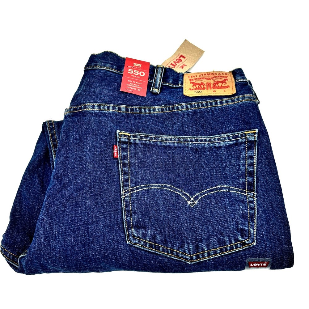 Levi's 550 Jeans Mens 46x32 ACTUAL Relaxed fit Tapered Leg Blue Denim NEW
