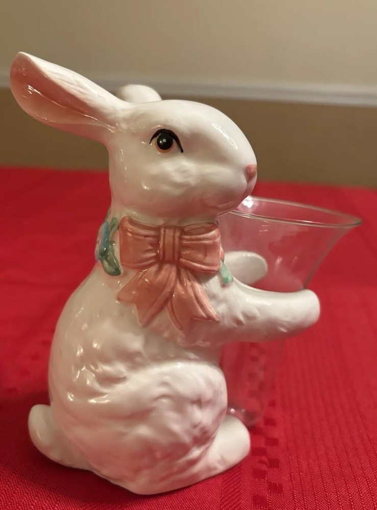 Handpainted OCI Taiwan Easter Bunny Rabbit Figurine Bud Vase Flowers Spring