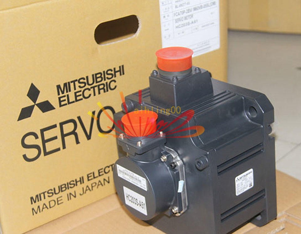 1PCS NEW Mitsubishi Servo Motor HC203S-A51 HC203SA51