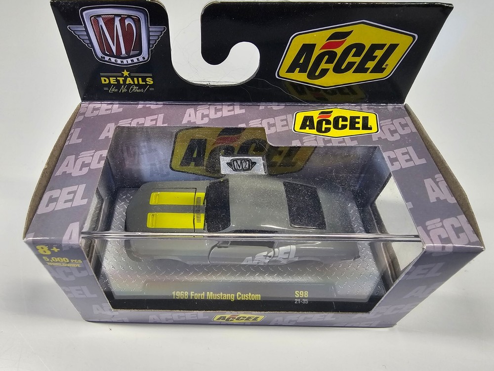 M2 Machines 1:64 Diecast 1968 Ford Mustang Custom Accel