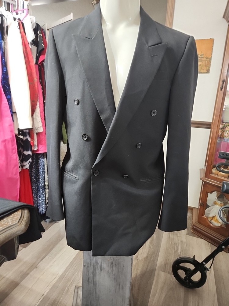 Falconi Black Double Breasted Suit. 40L. 32x30, Unharmed 32