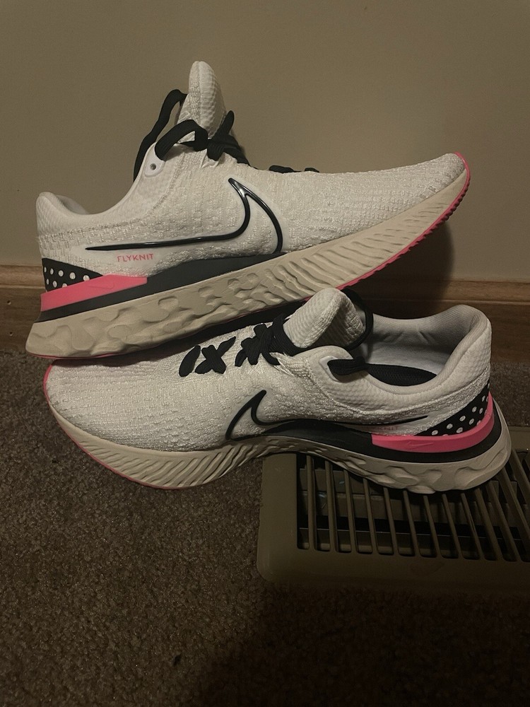 Nike Men's REACT INFINITY FLYKNIT White - Hyper Pink Running Shoes - 10.5