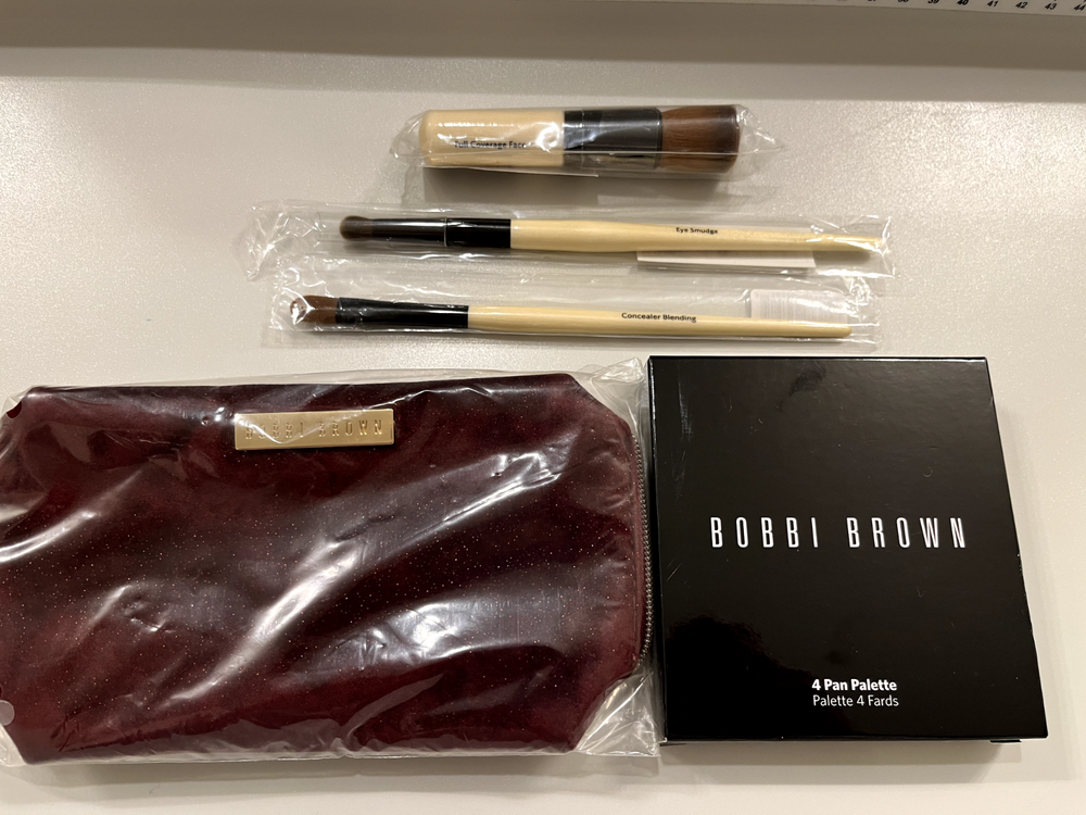 Lot Of 3 Bobbi Brown Eye & Face Brushes, 4 Pan Palette (Empty) and Makeup Bag