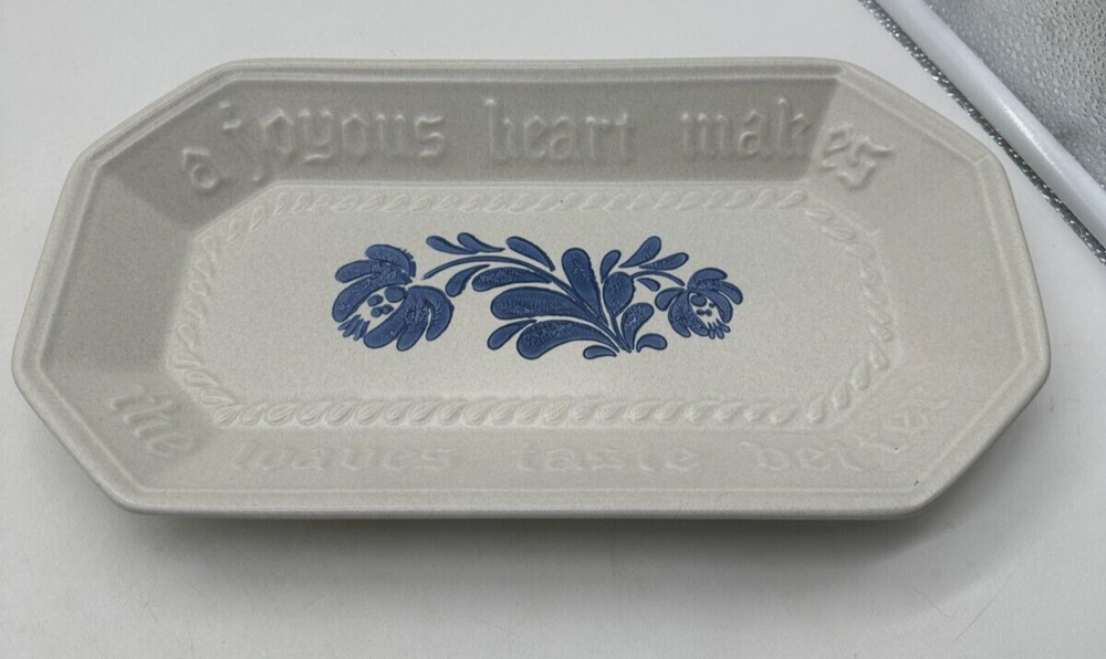 Pfaltzgraff Joyous Heart 12-Inch Yorktowne Bread Loaf Serving Platter Tray