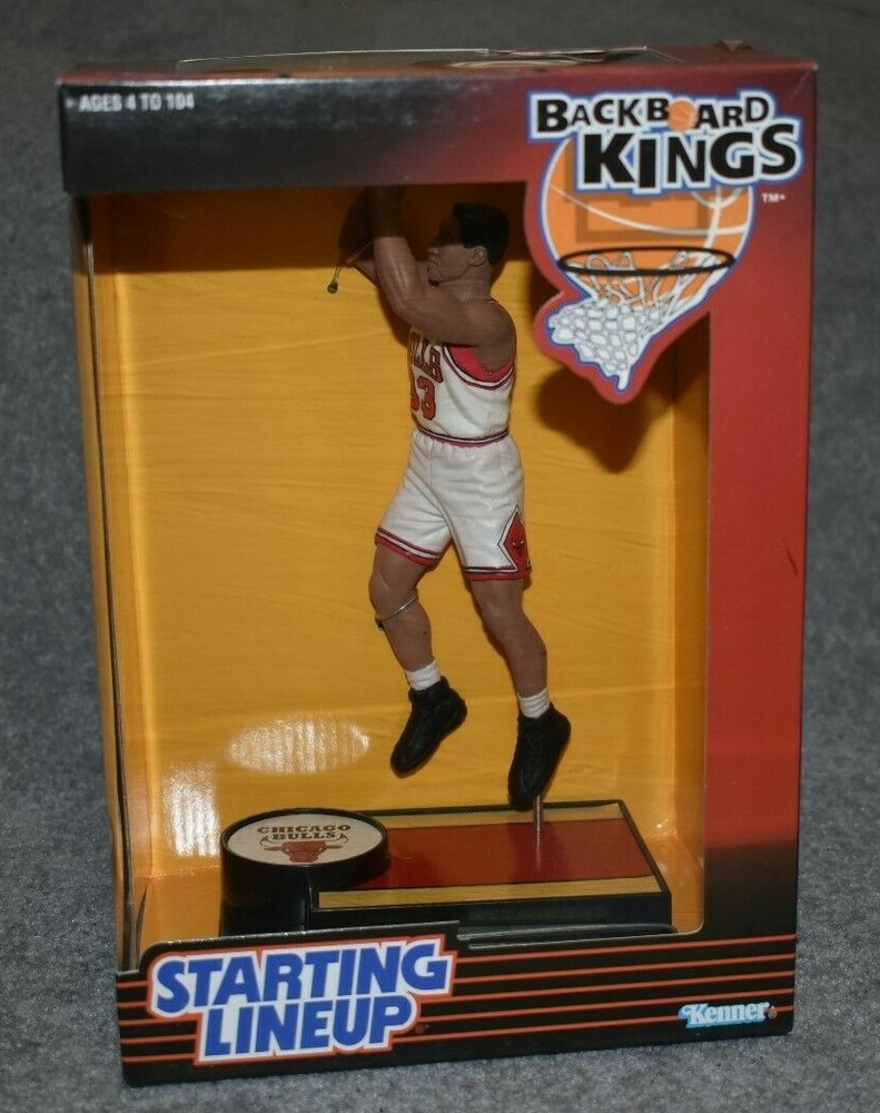 CHICAGO BULLS SCOTTIE PIPPEN NBA BASKETBALL STARTING LINEUP 1997 BACKBOARD KINGS