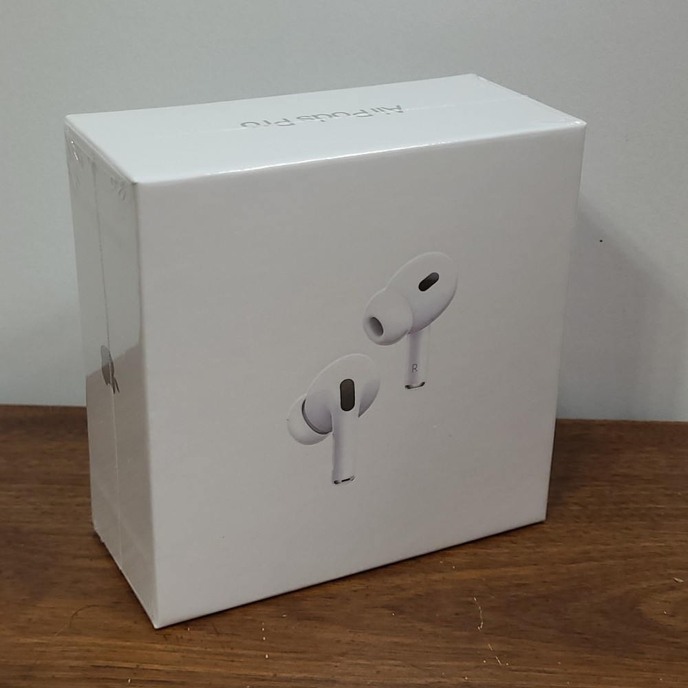 NEW SEALED AirPods Pro 2nd Gen with MagSafe Wireless Charging Case (USB‑C)