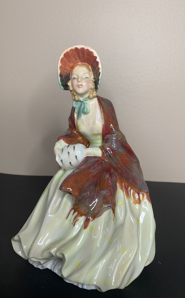 ROYAL DOULTON Her Ladyship RN 842480 COPR 1945 Porcelain Figurine
