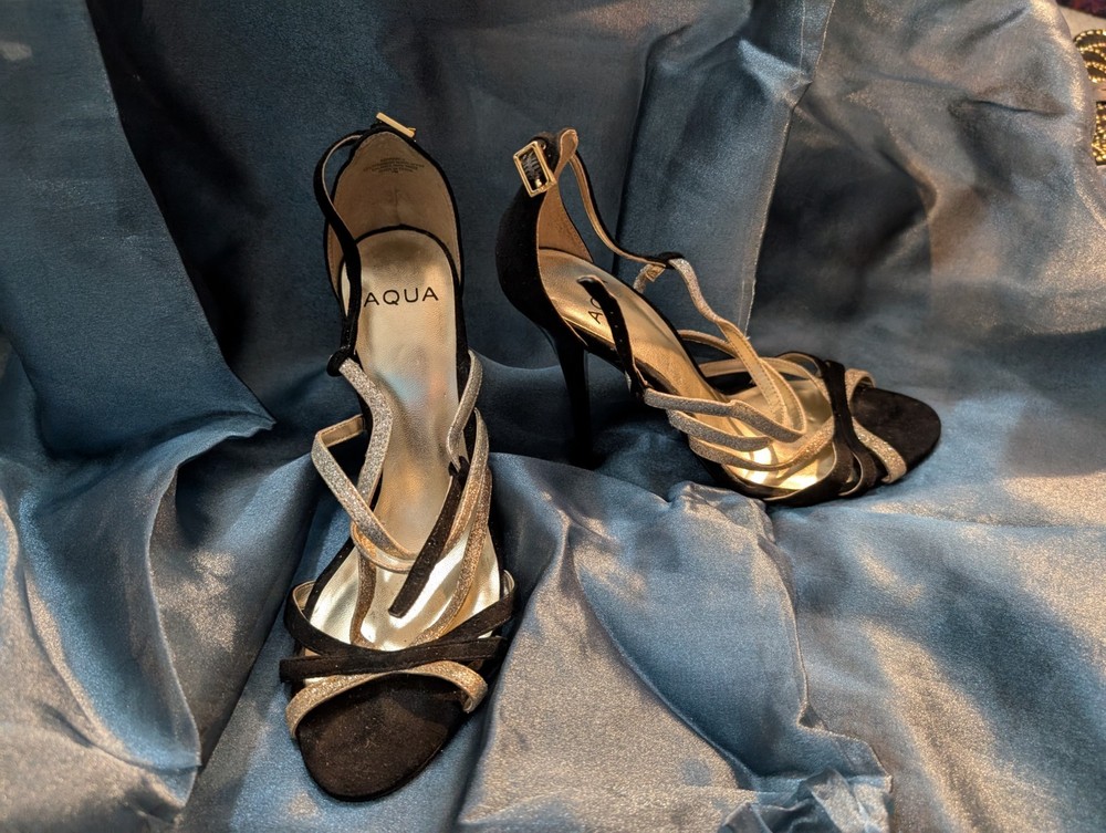 Lightly Used aqua Woman Shoes Black And Silver, High Heel Size 7M
