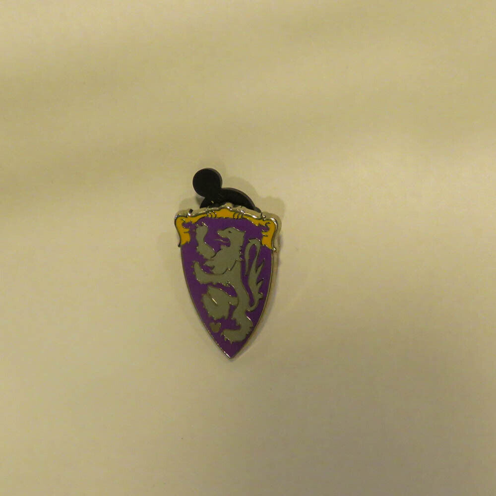 Disney   2012 Hidden Mickey   Fantasyland Icons   Shield Pin