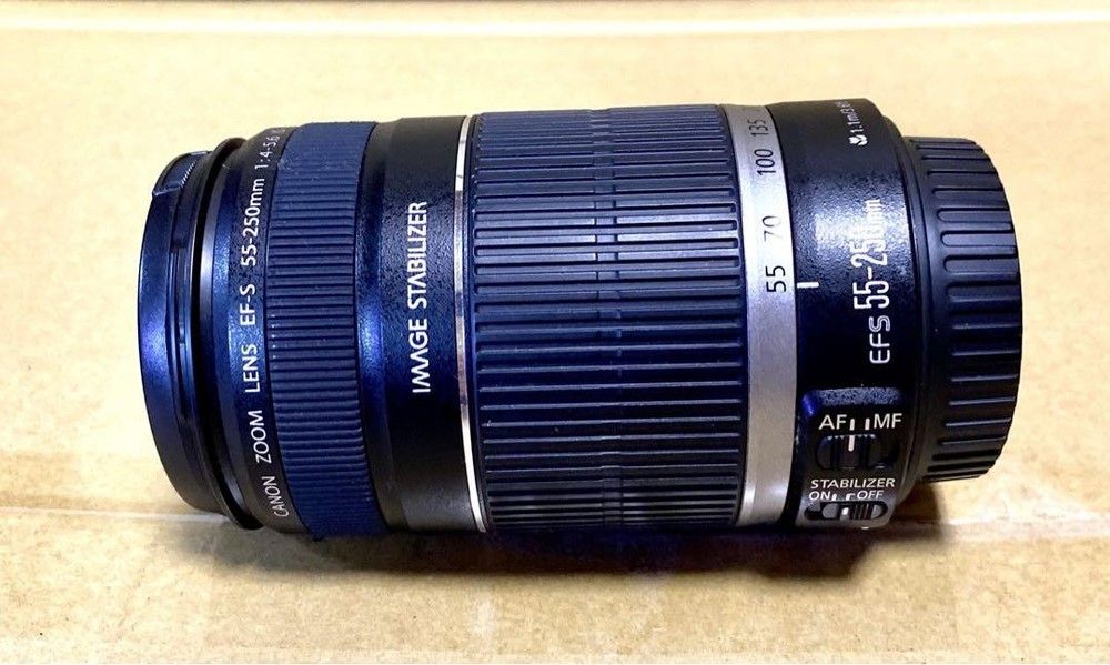 Canon EF-S 55-250mm Telephoto Zoom Lens for APS-C DSLR Cameras