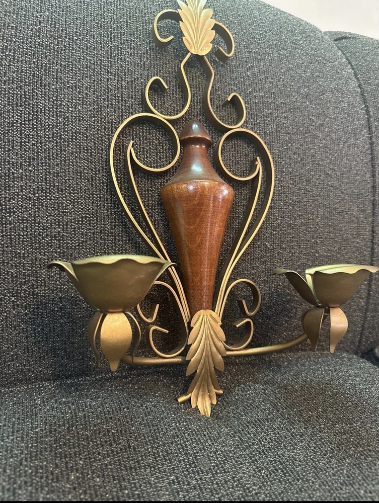 Vintage Homeco Wall Sconce Candle Holder Gold Wood Flower MCM Hollywood Regency